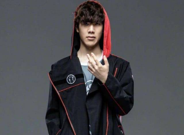 英雄联盟LPL：EDG遇队史最差成绩，首次无缘季后赛