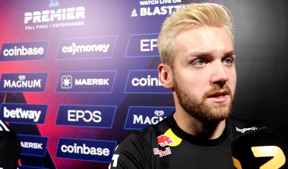 前职业选手 Smeb 宣布退役：忠诚！队长宋京浩已经从侦察中归来