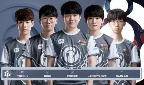 DOTA2 Outsiders战队的Xakoda直播谈TI11和Major上BP的差异